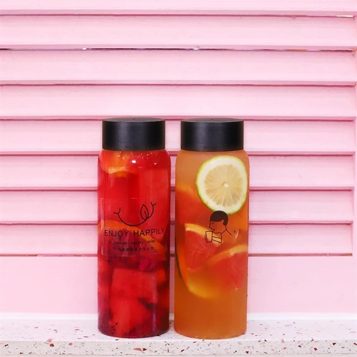 Voss Bottles